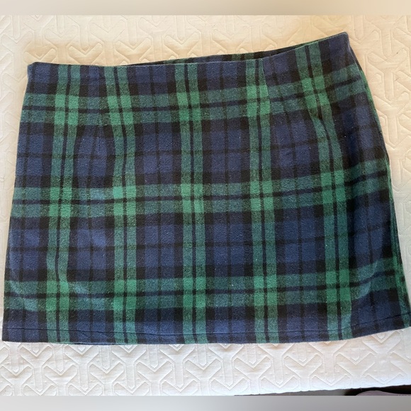 Amazon Plaid Wool miniskirt size XXL - Picture 3 of 3